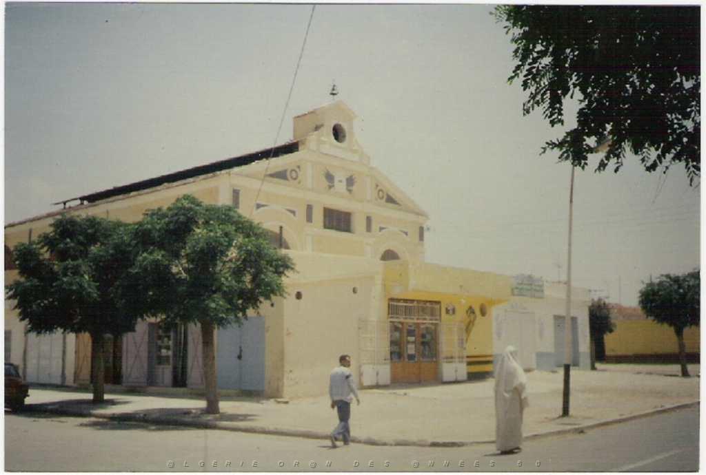TELAGH MARCHE COUVERT 03.JPG